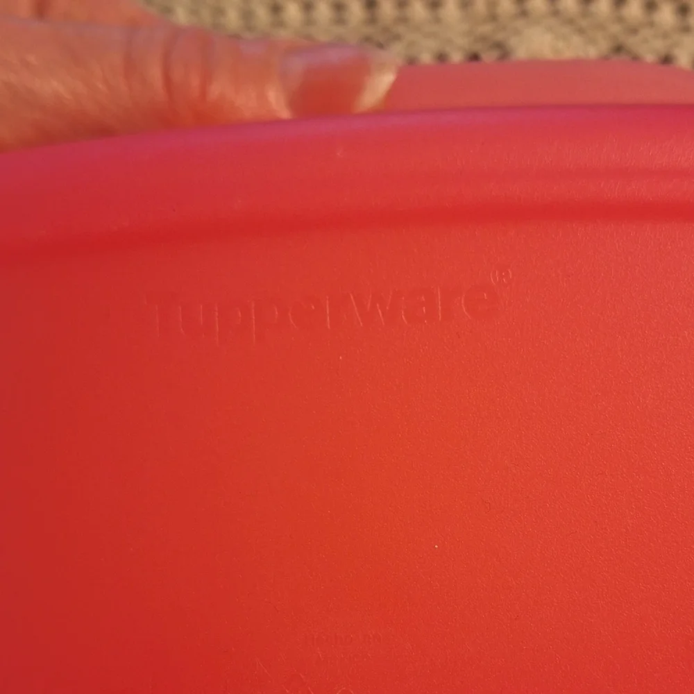 Tupperware it time